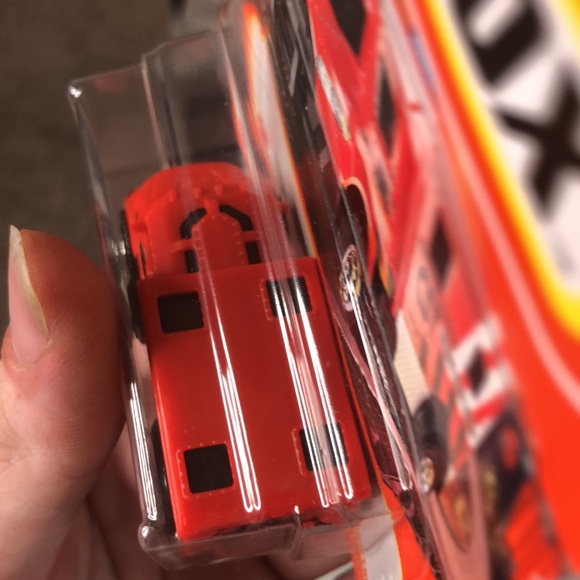 MBX Armored Truck - Picture 5 of 9